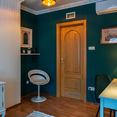 Romantic Studio Secret Garden 布达佩斯 外观 照片